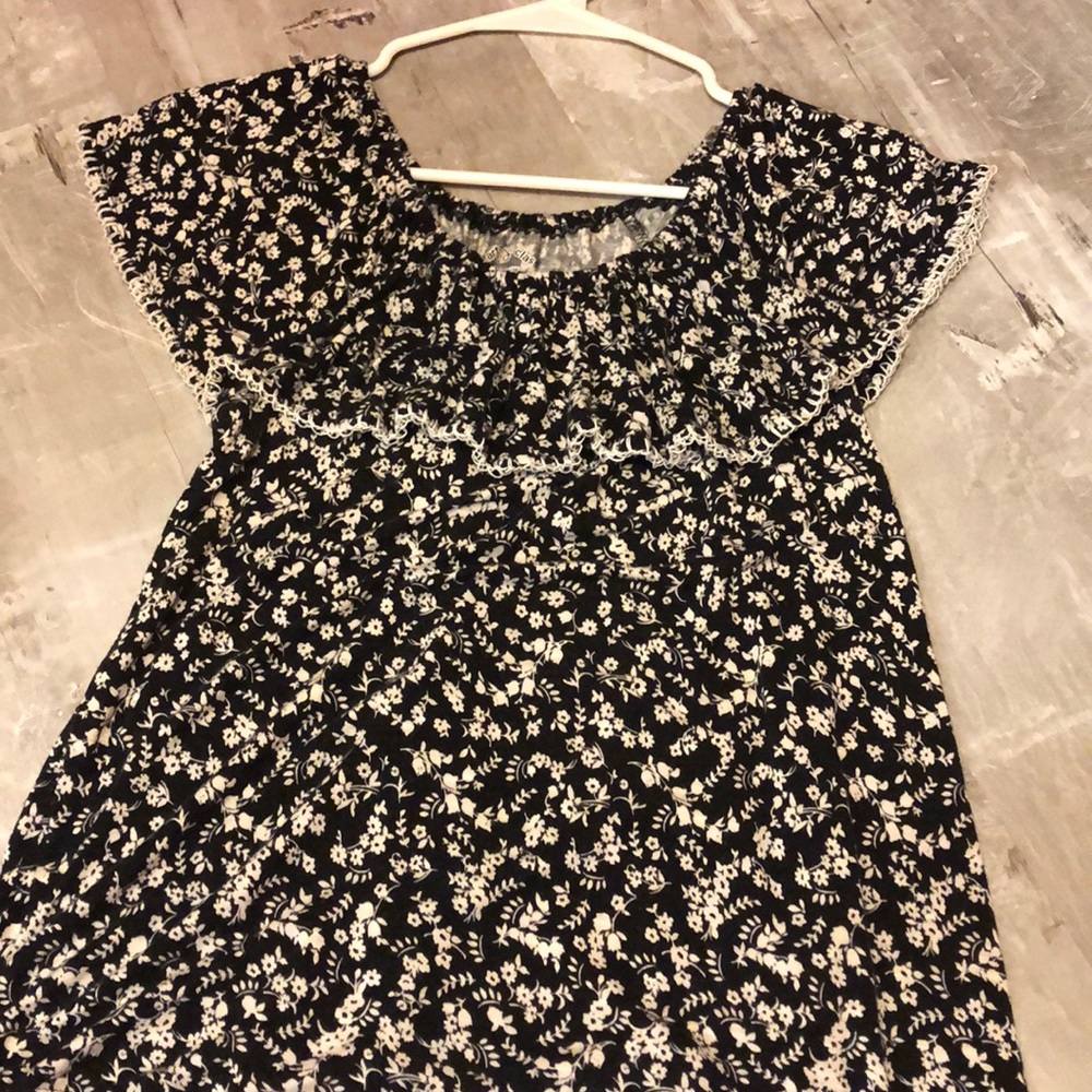 Girls black and white floral shirt
